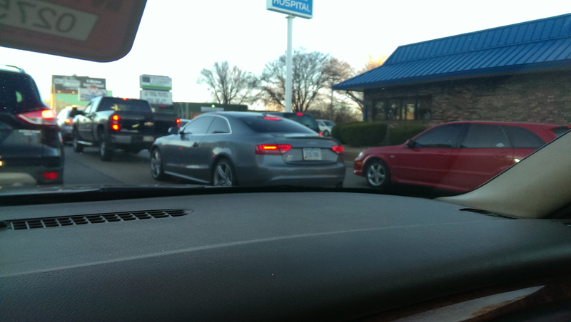 Illustration for article titled Worst Photo Ever Of: 80-Series LX450, Vue Redline, S5